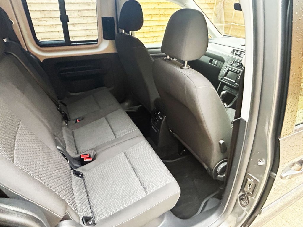 Used Volkswagen Caddy Maxi Life 2020 for sale - 76333901: Photo 16