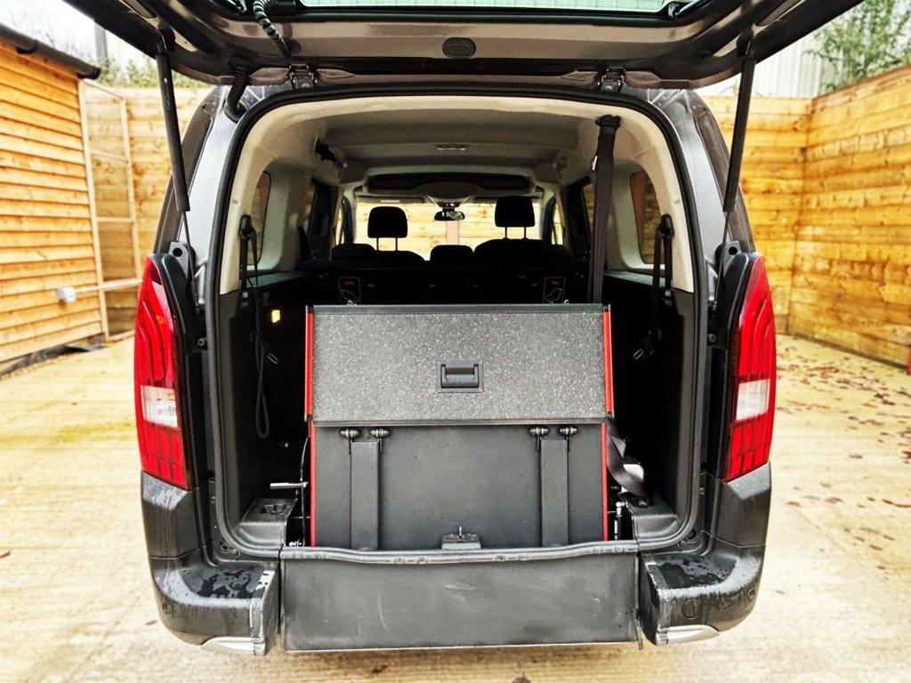 Used Peugeot Rifter 2021 for sale - 76256392: Photo 13