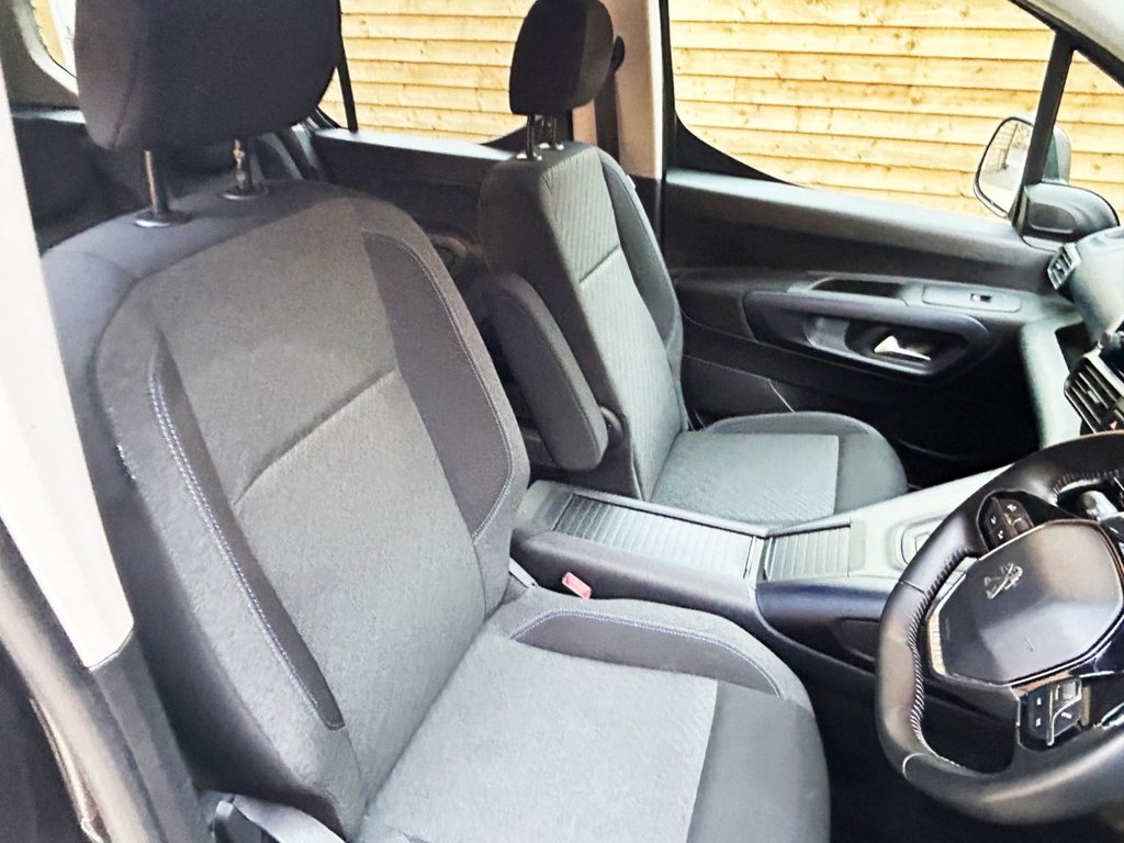 Used Peugeot Rifter 2021 for sale - 76256392: Photo 18