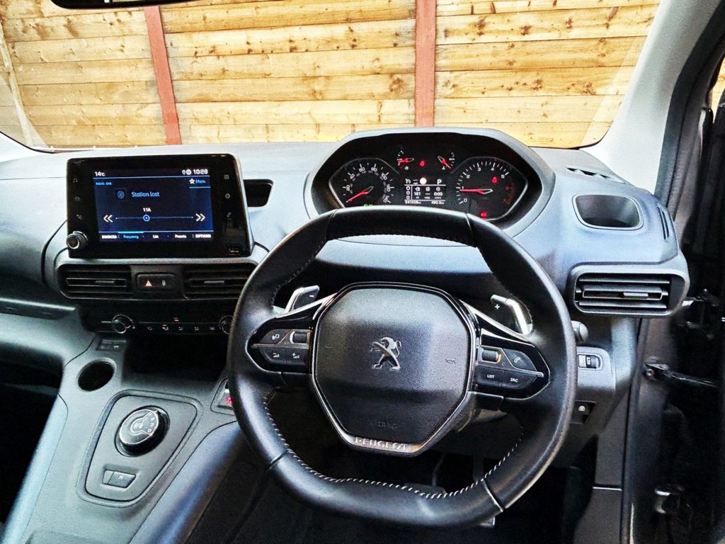 Used Peugeot Rifter 2021 for sale - 76256392: Photo 2