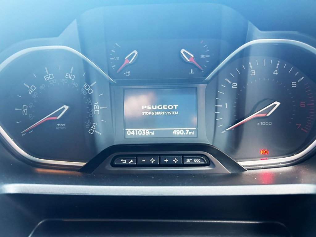 Used Peugeot Rifter 2021 for sale - 76256392: Photo 25