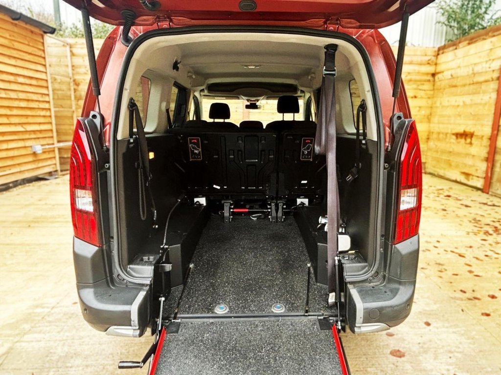 Used Peugeot Rifter 2021 for sale - 76950284: Photo 12