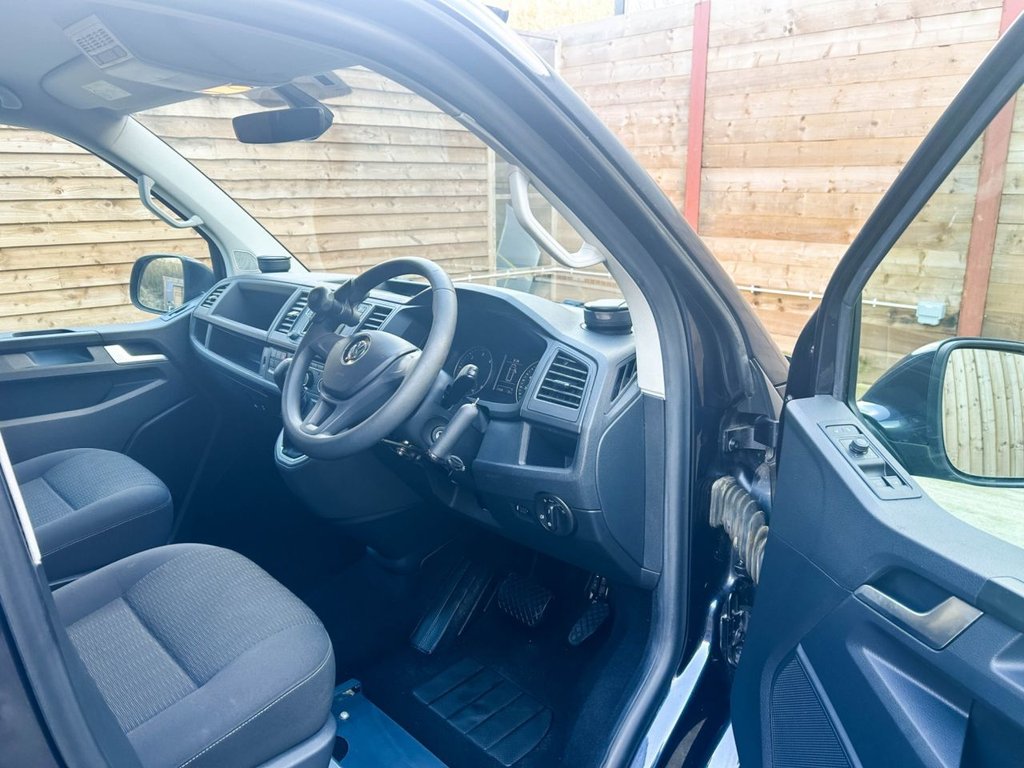 Used Volkswagen Transporter Shuttle 2018 for sale - 77904655: Photo 13