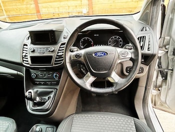 Used Ford Grand Tourneo Connect 2020 for sale - 76223824: Photo