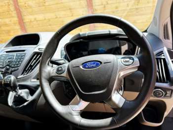 Used Ford Tourneo Custom 2017 for sale - 75062665: Photo