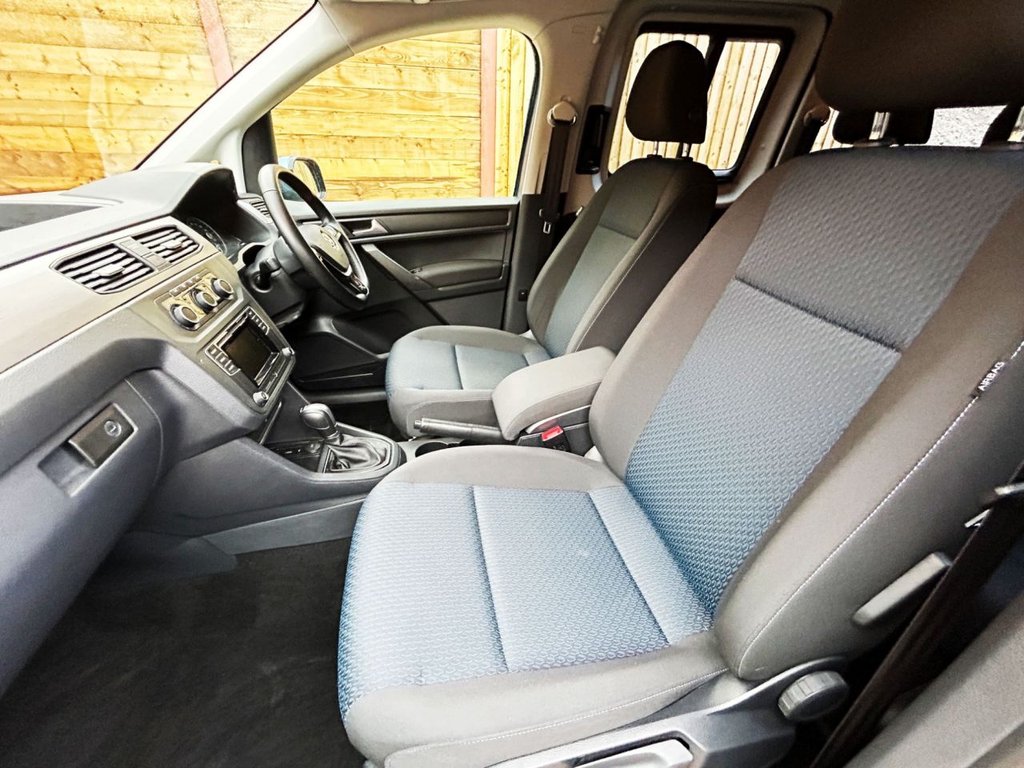 Used Volkswagen Caddy Maxi Life 2018 for sale - 77498573: Photo 20