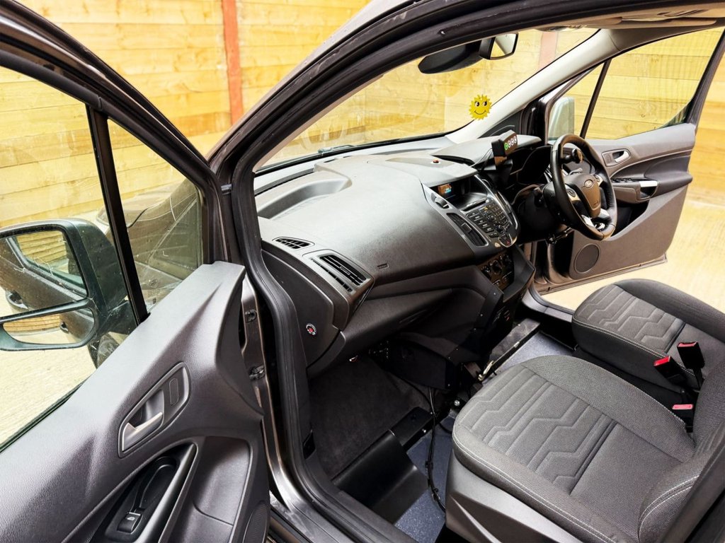 Used Ford Grand Tourneo Connect 2020 for sale - 77779889: Photo 14