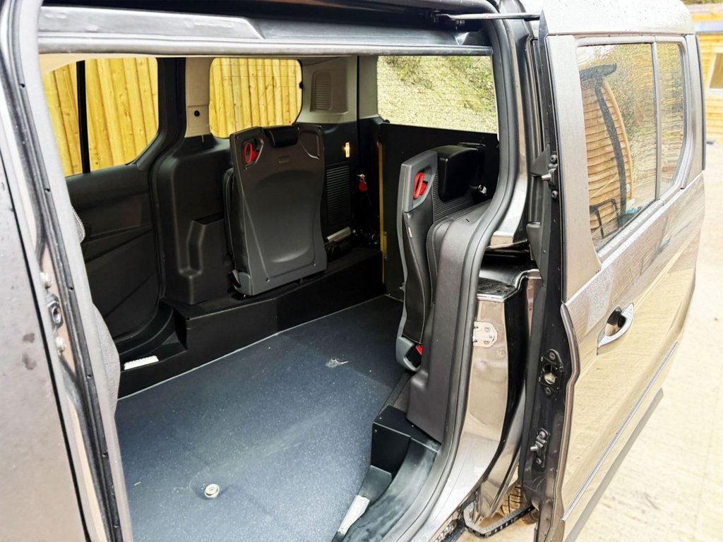 Used Ford Grand Tourneo Connect 2020 for sale - 77779889: Photo 17