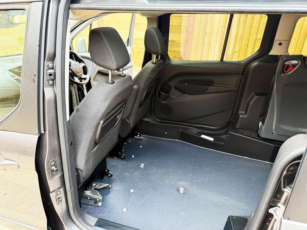 Used Ford Grand Tourneo Connect 2020 for sale - 77779889: Photo 18