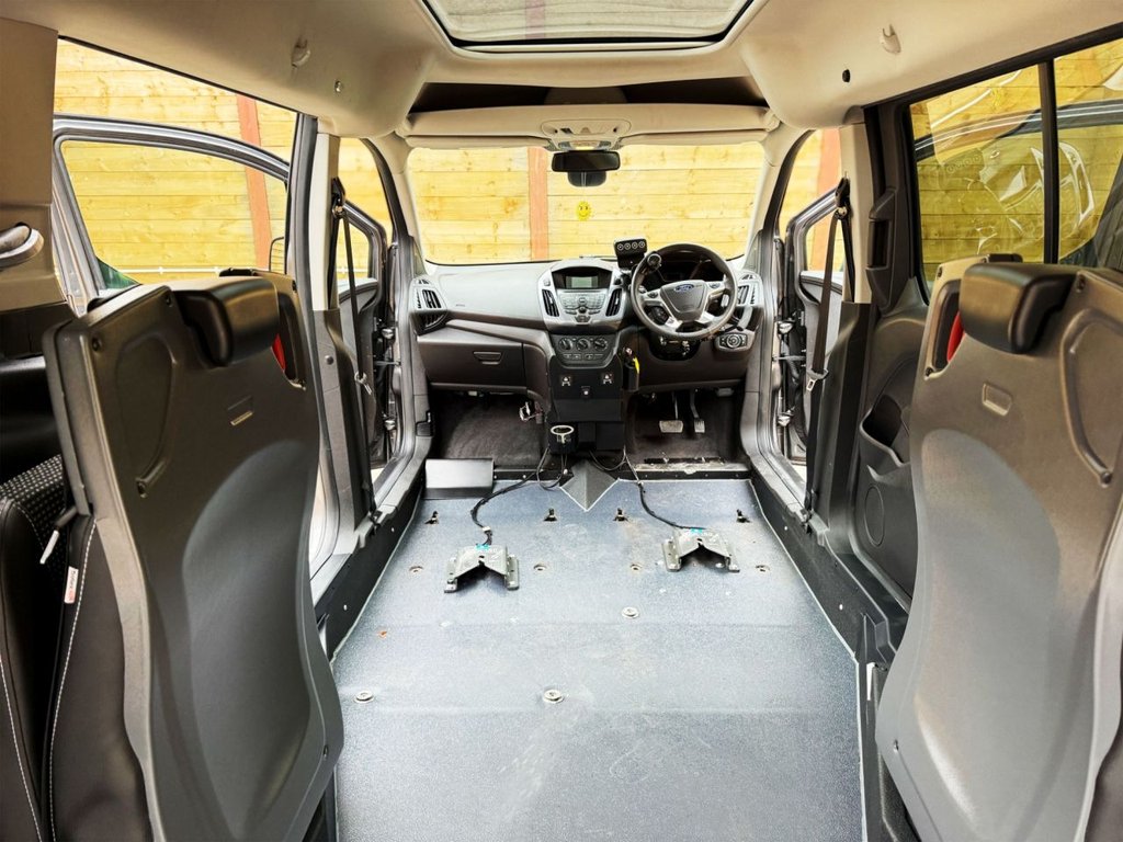 Used Ford Grand Tourneo Connect 2020 for sale - 77779889: Photo 20