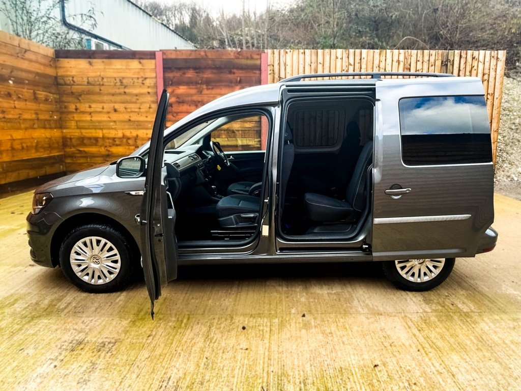 Used Volkswagen Caddy Life 2018 for sale - 77341827: Photo 13