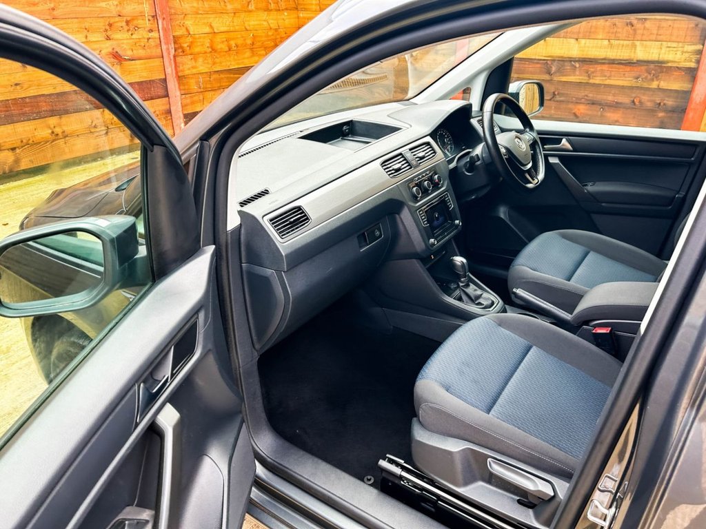 Used Volkswagen Caddy Life 2018 for sale - 77341827: Photo 18