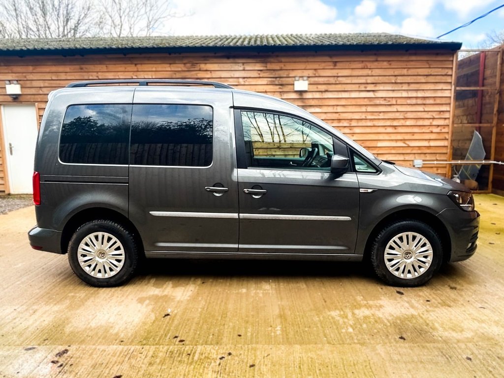Used Volkswagen Caddy Life 2018 for sale - 77341827: Photo 7