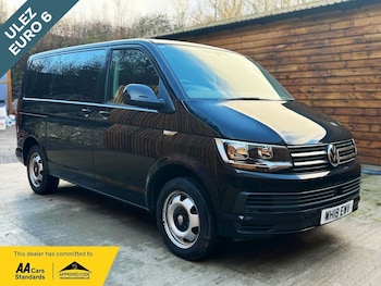 Used Volkswagen Transporter 2018 for sale - 78401412: Photo