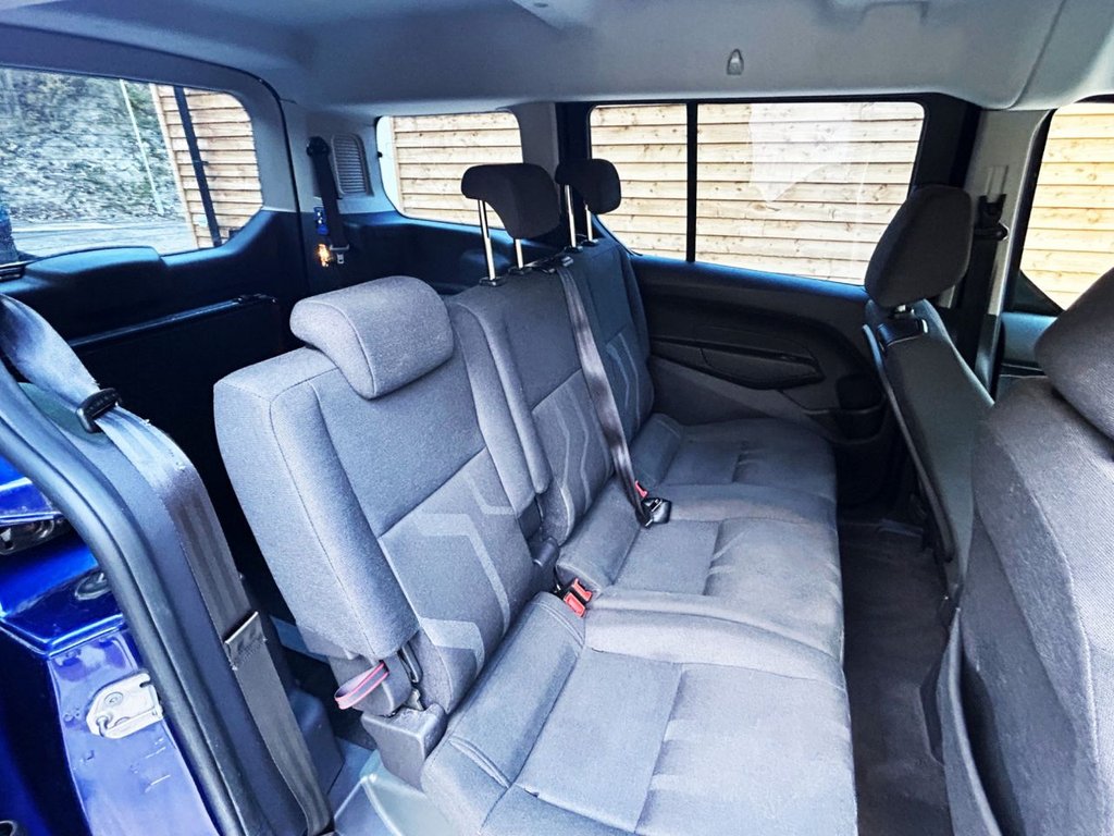 Used Ford Grand Tourneo Connect 2018 for sale - 76900217: Photo 12