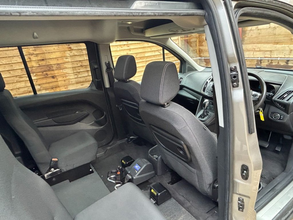 Used Ford Grand Tourneo Connect 2017 for sale - 76883454: Photo 12