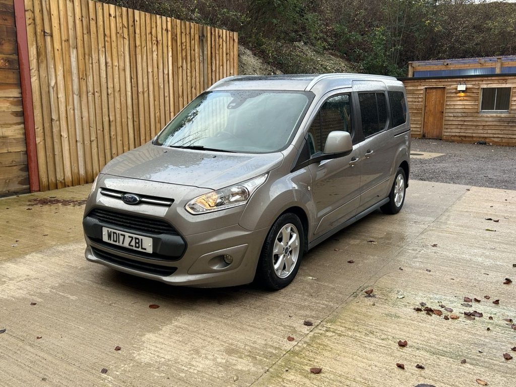 Used Ford Grand Tourneo Connect 2017 for sale - 76883454: Photo 2