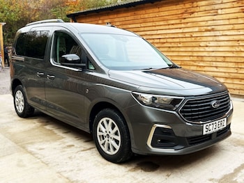 Used Ford Tourneo Connect 2024 for sale - 76256373: Photo