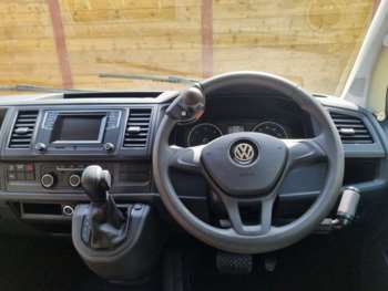 Used Volkswagen Transporter 2017 for sale - 74528890: Photo