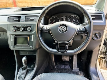 Used Volkswagen Caddy Maxi Life 2021 for sale - 77920363: Photo