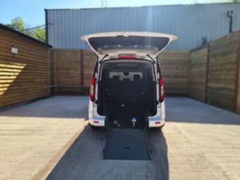 Used Ford Grand Tourneo Connect 2017 for sale - 74401249: Photo