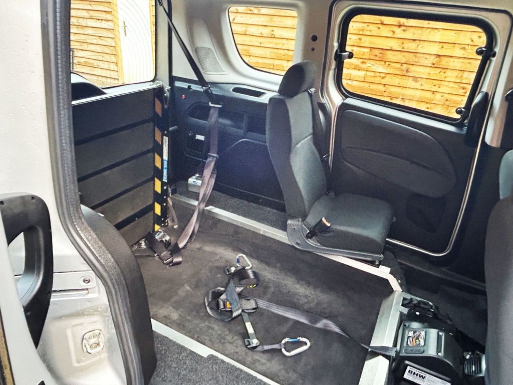 Used Fiat Doblo 2017 for sale - 76396288: Photo 17