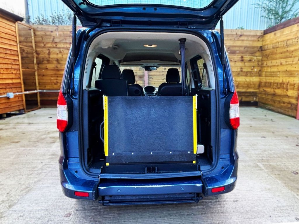 Used Ford Tourneo Courier 2020 for sale - 76546930: Photo 13