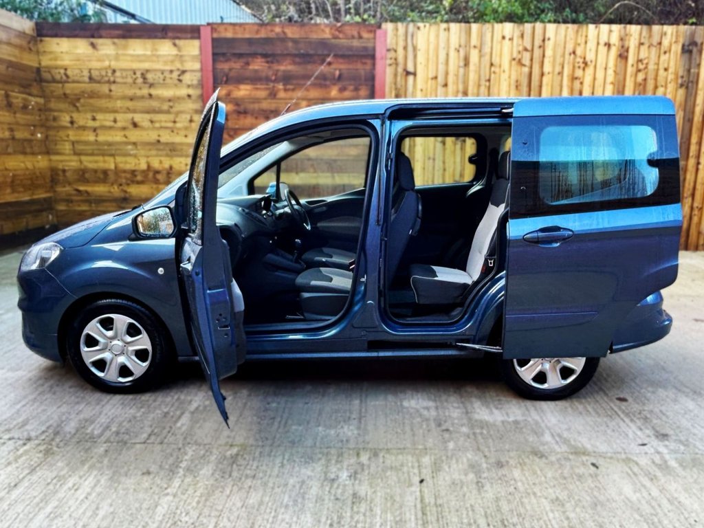 Used Ford Tourneo Courier 2020 for sale - 76546930: Photo 16