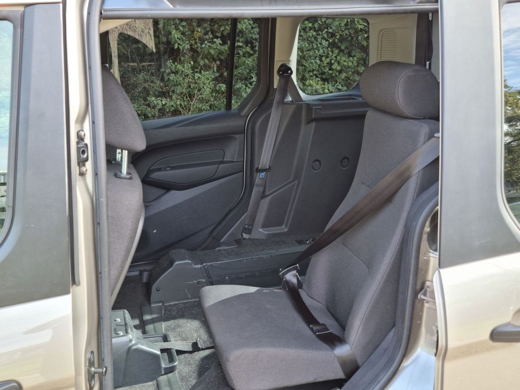 Used Ford Tourneo Connect 2016 for sale - 77226998: Photo 18