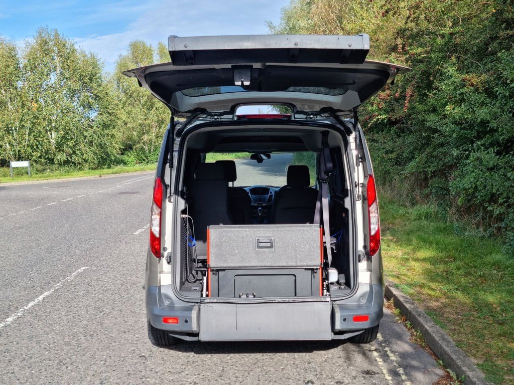 Used Ford Tourneo Connect 2016 for sale - 77226998: Photo 8