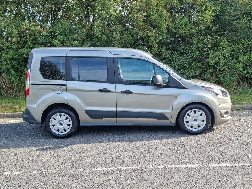 Used Ford Tourneo Connect 2016 for sale - 77226998: Photo 9