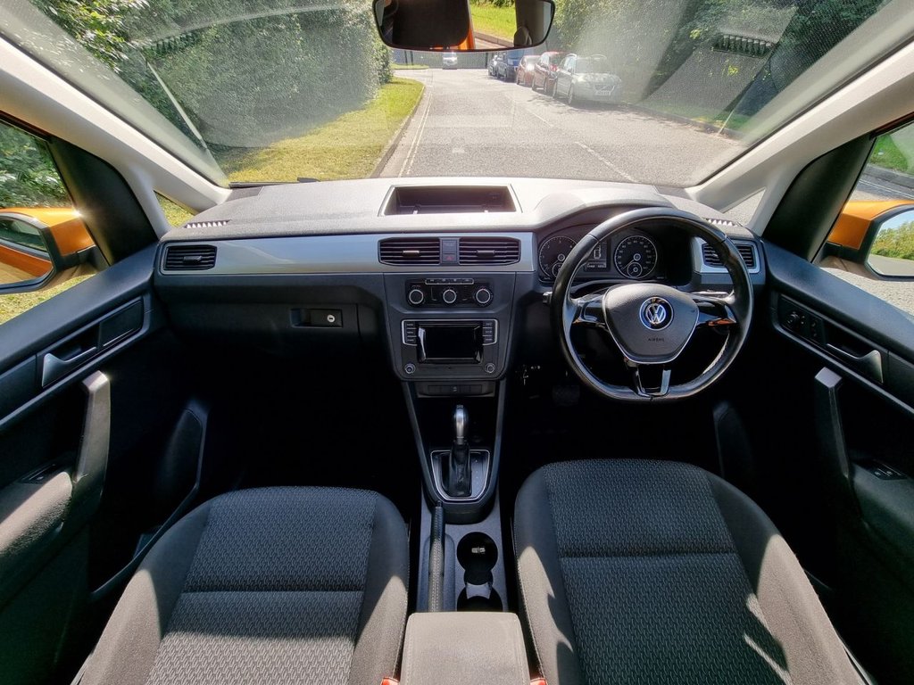 Used Volkswagen Caddy Maxi Life 2016 for sale - 77966901: Photo 12