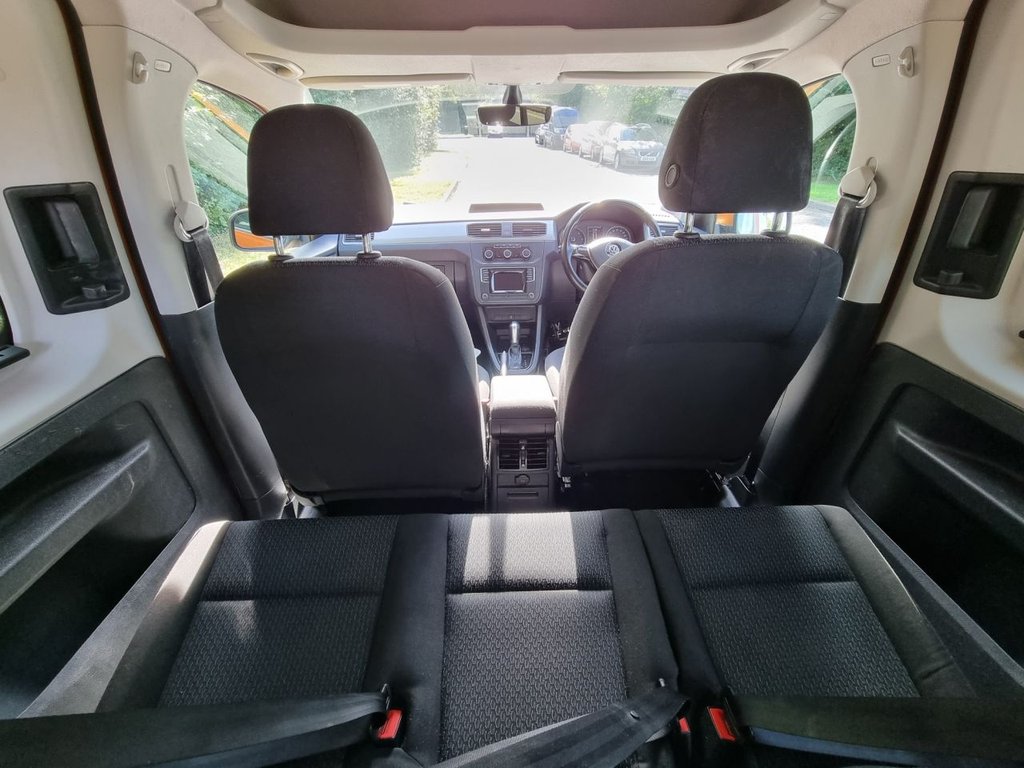 Used Volkswagen Caddy Maxi Life 2016 for sale - 77966901: Photo 5