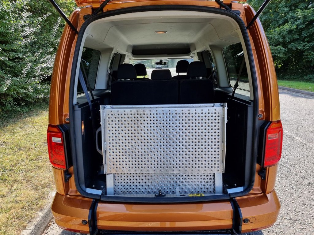 Used Volkswagen Caddy Maxi Life 2016 for sale - 77966901: Photo 7