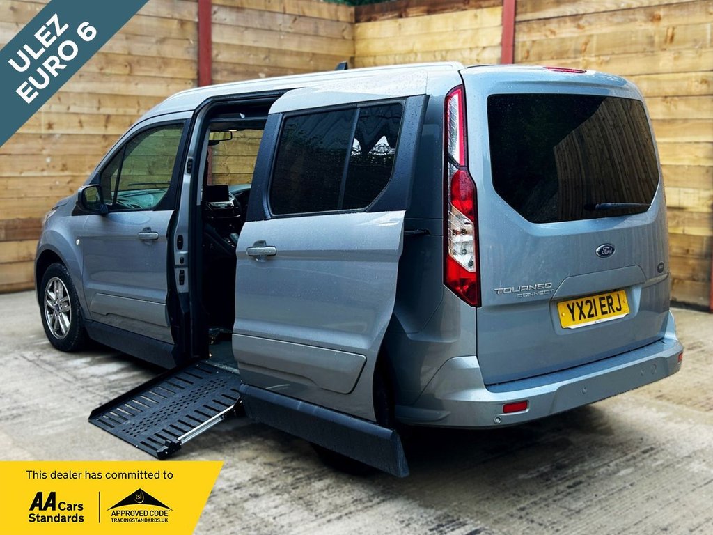 Used Ford Grand Tourneo Connect 2021 for sale - 76256201: Photo 1