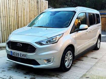 Used Ford Grand Tourneo Connect 2019 for sale - 76546951: Photo