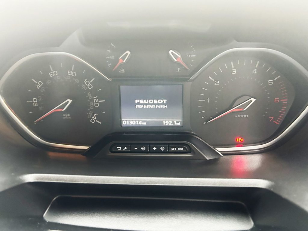 Used Peugeot Rifter 2020 for sale - 76069080: Photo 25