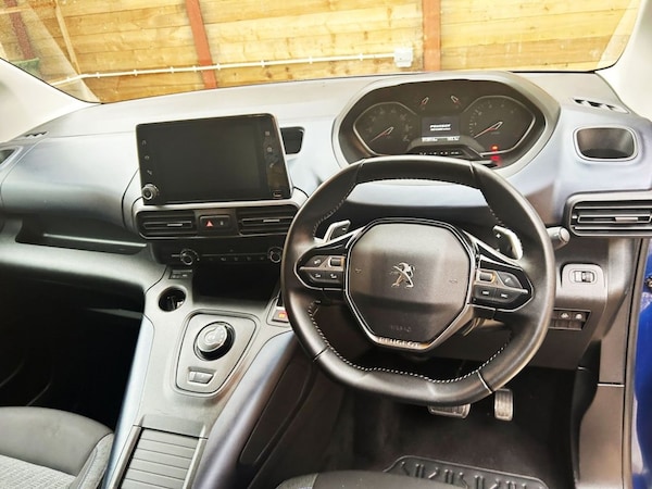 Used Peugeot Rifter 2020 for sale - 76069080: Photo 2