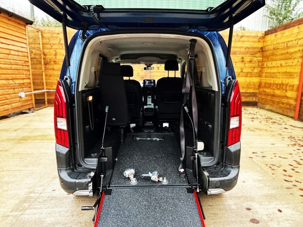 Used Peugeot Rifter 2019 for sale - 76396060: Photo 14