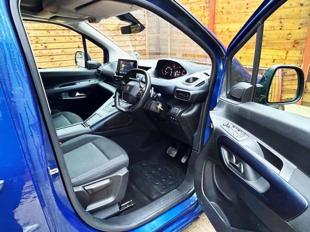 Used Peugeot Rifter 2019 for sale - 76396060: Photo 15