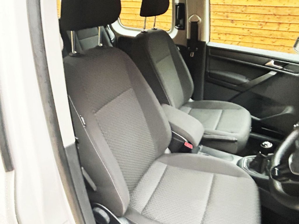 Used Volkswagen Caddy Maxi Life 2018 for sale - 76546661: Photo 18