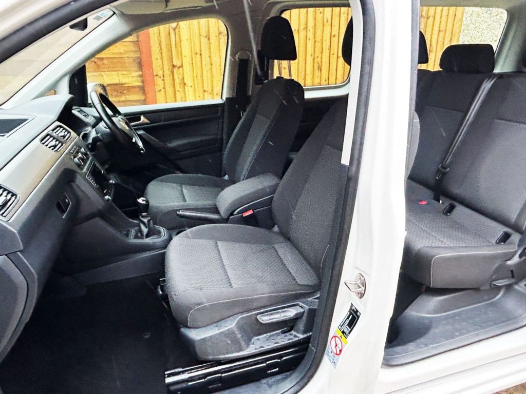 Used Volkswagen Caddy Maxi Life 2018 for sale - 76546661: Photo 22