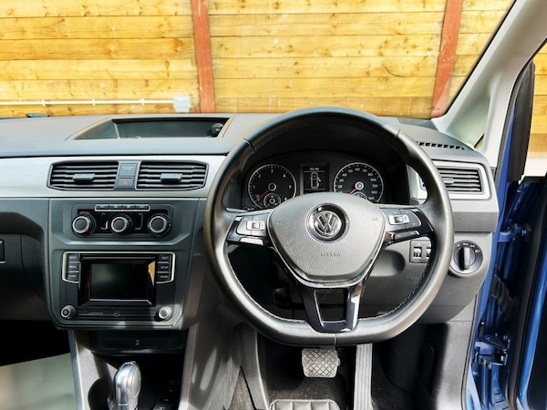 Used Volkswagen Caddy Maxi Life 2019 for sale - 76223110: Photo 2