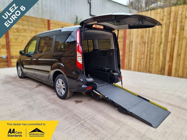 Used Ford Grand Tourneo Connect 2022 for sale - 74423934: Photo 1