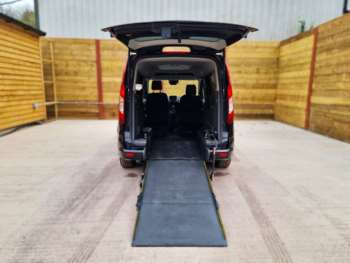 Used Ford Grand Tourneo Connect 2022 for sale - 74423934: Photo