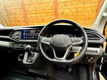 Used Volkswagen Caravelle 2021 for sale - 77172355: Photo