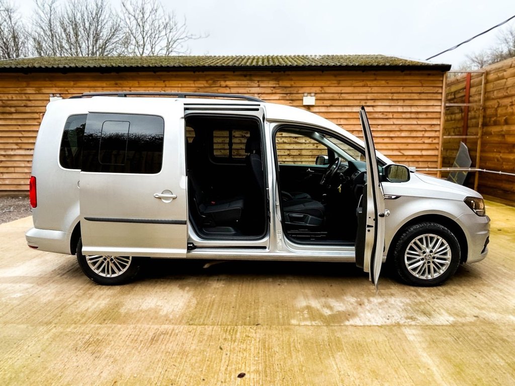 Used Volkswagen Caddy Maxi Life 2018 for sale - 77806340: Photo 15