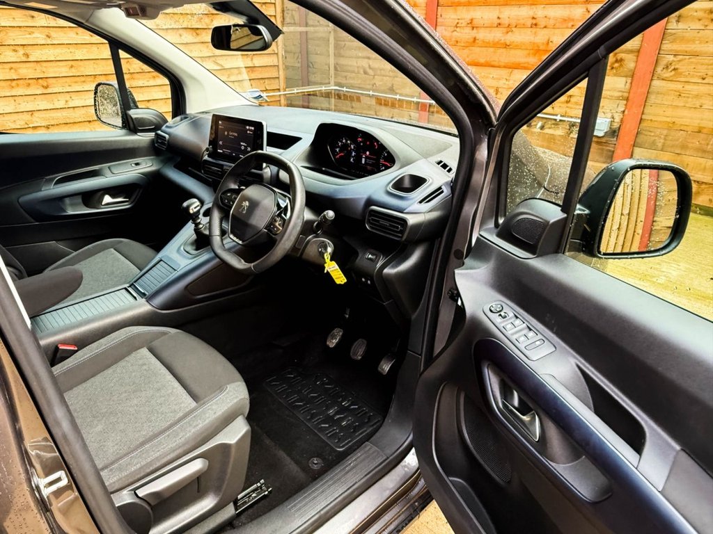 Used Peugeot Rifter 2022 for sale - 77188494: Photo 15