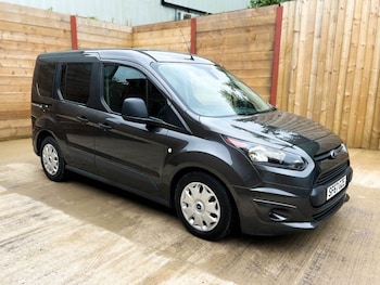 Used Ford Tourneo Connect 2018 for sale - 78672866: Photo