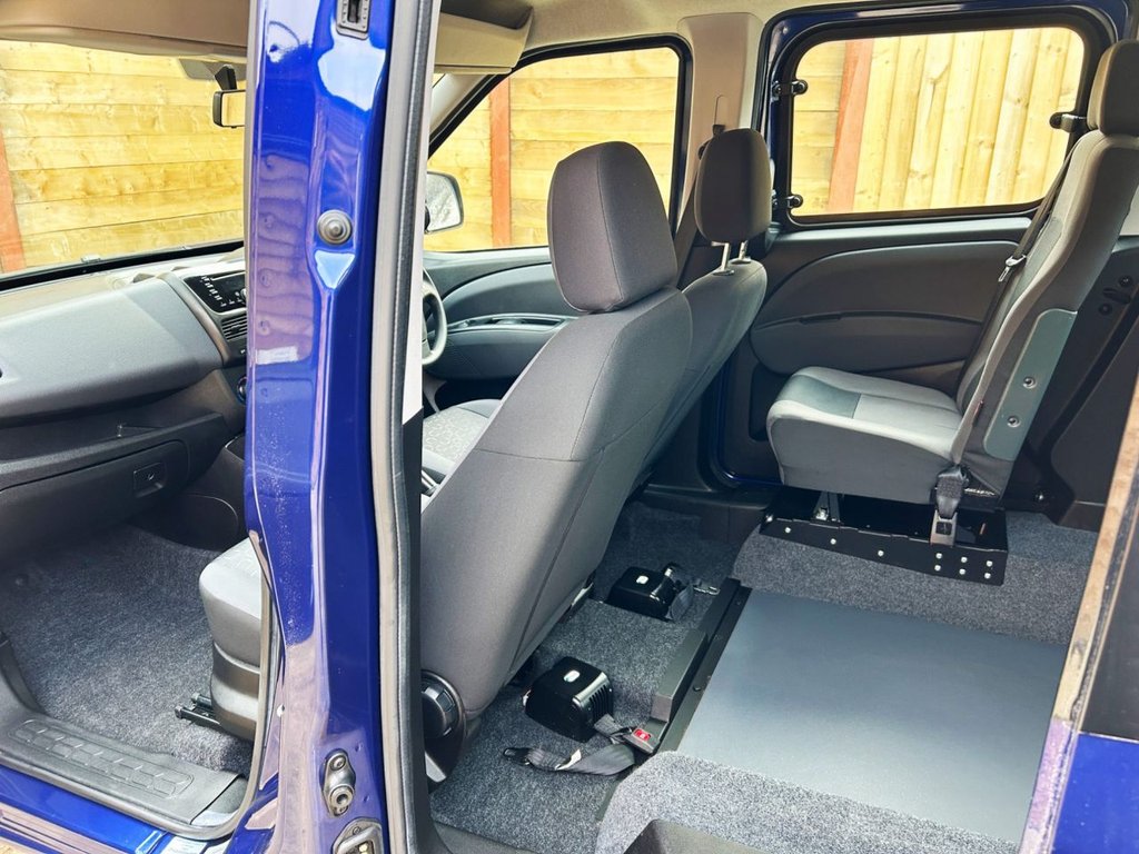 Used Fiat Doblo 2018 for sale - 76883545: Photo 21